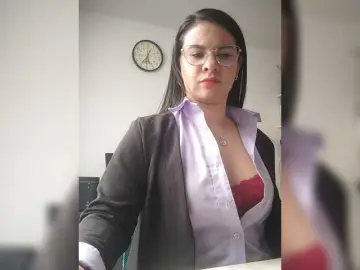 Paolitha25  live sex cam