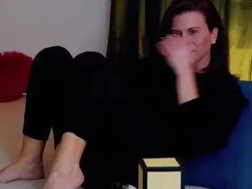 ScarlettNoirr  live sex cam