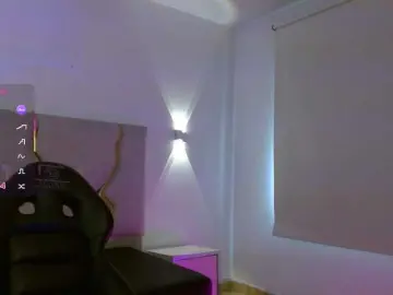 TINY-TAY  live sex cam