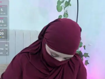 Maysanoor  live sex cam