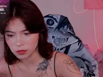 CoralineJones  live sex cam