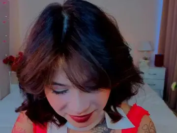 CoralineJones  live sex cam