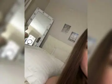 Katti-she  live sex cam