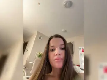 Katti-she  live sex cam