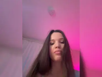 Katti-she  live sex cam