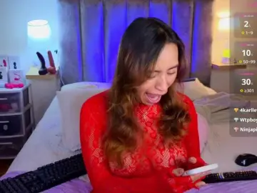 VictoriaHils  live sex cam