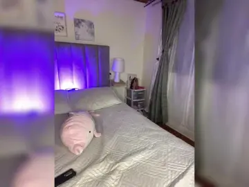 VictoriaHils  live sex cam