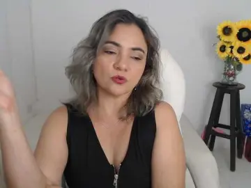 Ana-milf  live sex cam