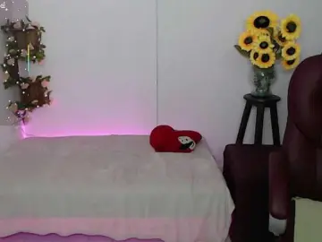 Ana-milf  live sex cam