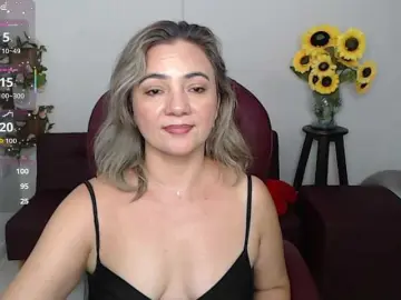 Ana-milf  live sex cam