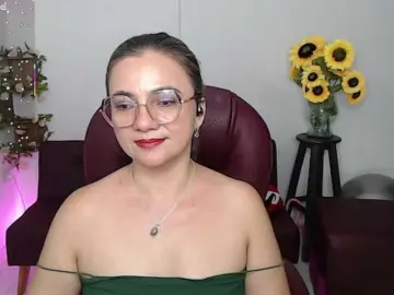 Ana-milf  live sex cam