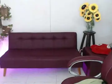 Ana-milf  live sex cam