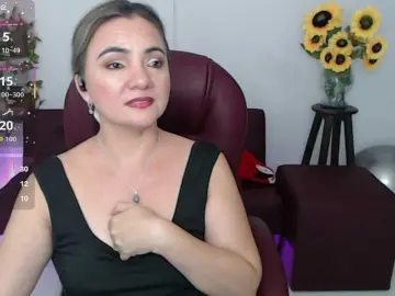 Ana-milf  live sex cam