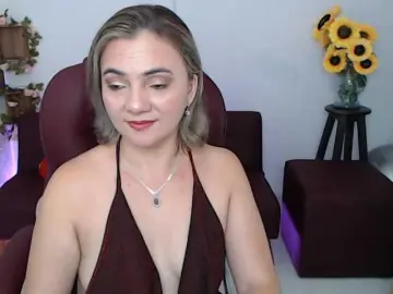 Ana-milf  live sex cam