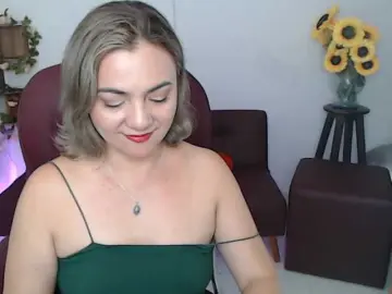Ana-milf  live sex cam