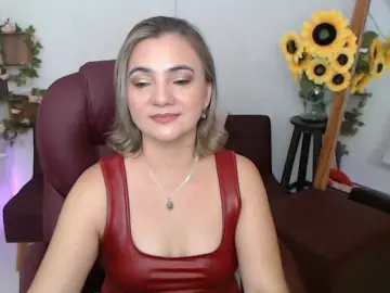 Ana-milf  live sex cam