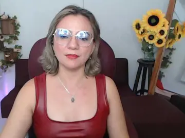 Ana-milf  live sex cam