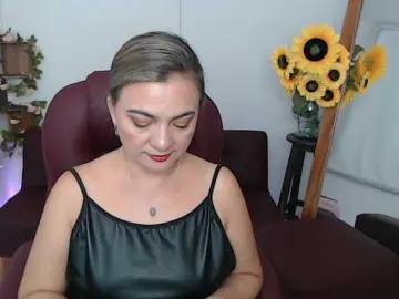 Ana-milf  live sex cam
