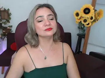 Ana-milf  live sex cam