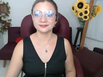 Ana-milf  live sex cam