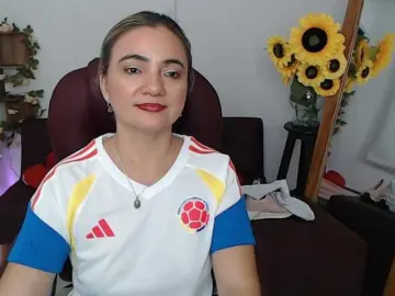 Ana-milf  live sex cam
