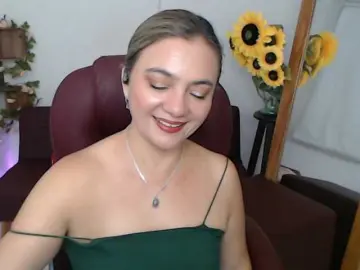 Ana-milf  live sex cam