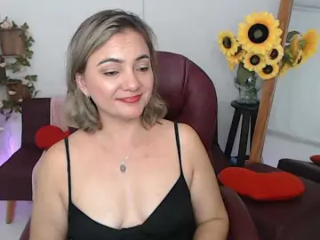 Ana-milf  live sex cam