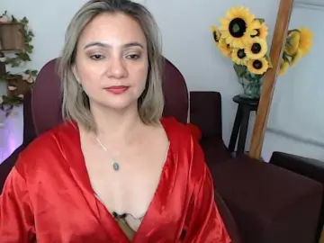 Ana-milf  live sex cam