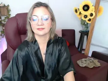 Ana-milf  live sex cam