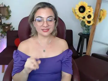 Ana-milf  live sex cam