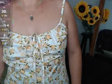 Ana-milf  live sex cam