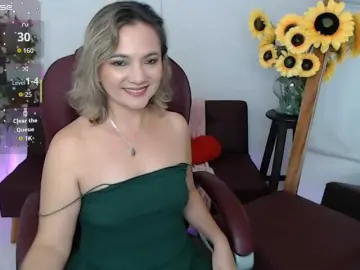 Ana-milf  live sex cam