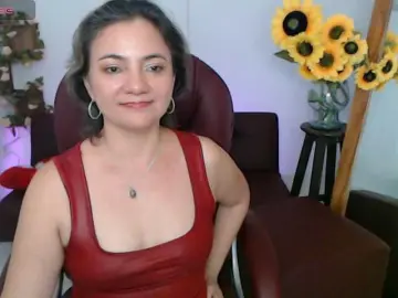 Ana-milf  live sex cam