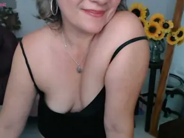 Ana-milf  live sex cam