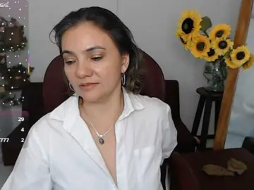Ana-milf  live sex cam