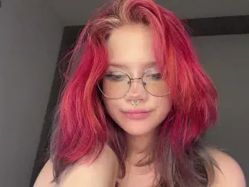Haruki-mur20  live sex cam