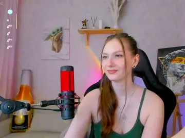 -Lovely  live sex cam