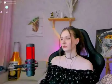 -Lovely  live sex cam