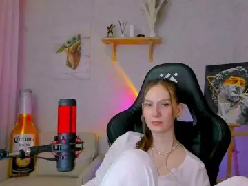 -Lovely  live sex cam