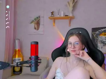 -Lovely  live sex cam