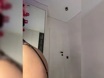 Adel9  live sex cam