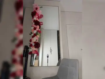 Adel9  live sex cam