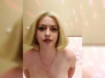 Daisy-Kate  live sex cam