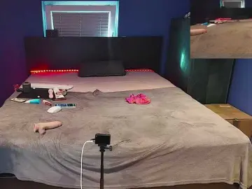 Juna97  live sex cam