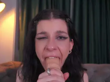 LylithMoon  live sex cam