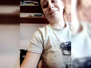 Milka97  live sex cam