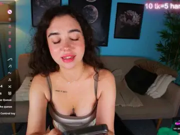 MissDilara  live sex cam