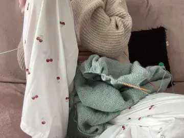 BestyBoobs  live sex cam