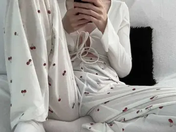 BestyBoobs  live sex cam