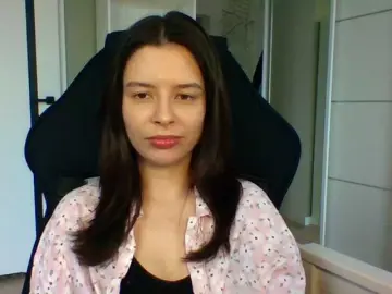 LariceHoney  live sex cam